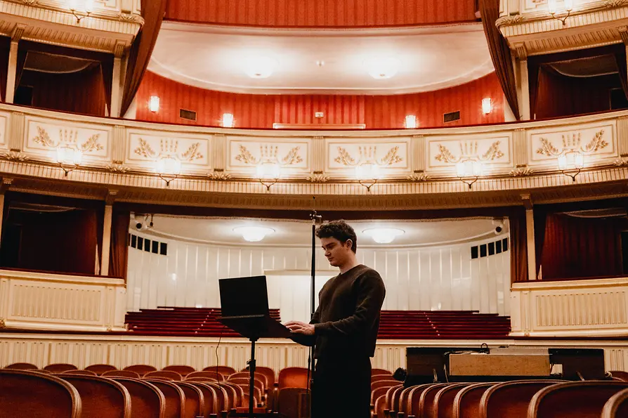 Goldmessung in der Staatsoper