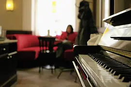 Piano en el Café Museum