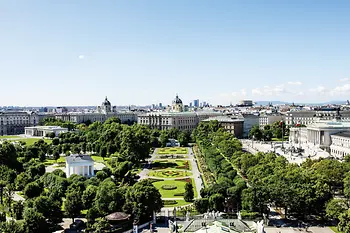 Panoramic view of the Volksgarten and buildings along the Ringstrasse