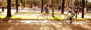 Cyclists on the Ringstrasse boulevard