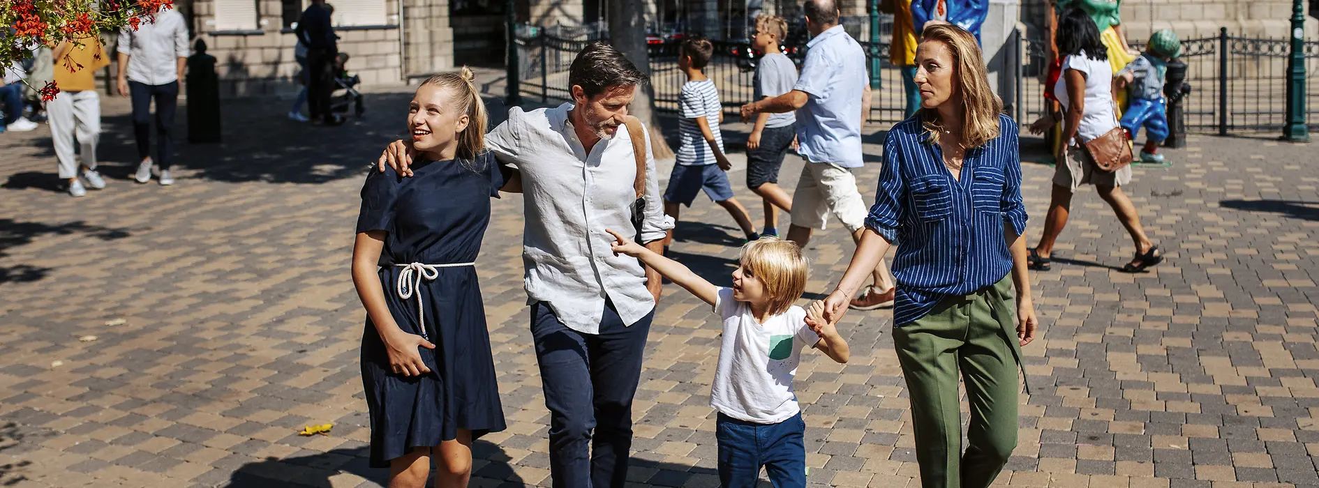 Two children with their parents in the Vienna Prater