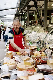 Cheese stall at Brunnenmarkt 