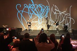Auftritt der Berliner Break-Dance-Gruppe Flying Steps in São Paolo