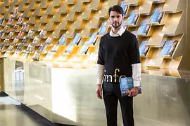 © Rainer Fehringer Dienstkleidung neue Tourist Info