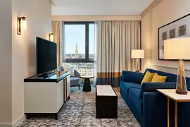 Hilton Vienna, King One Bedroom Suite mit Parkblick