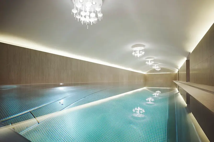 Pool in the Sans Souci Day Spa 