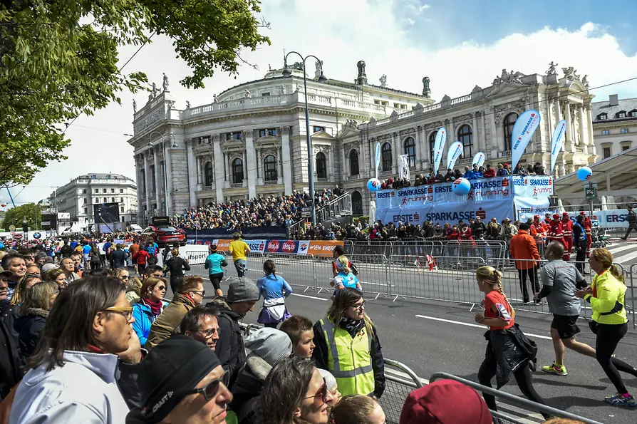 Vienna City Marathon, Burgtheater