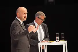 Tourismusdirektor Norbert Kettner (vorne) mit Eugen Antalovsky, Geschäftsführer Europaforum