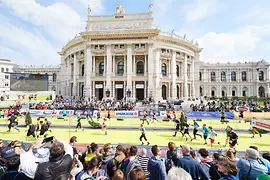 Vienna City Marathon, Burgtheater