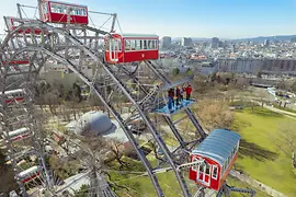 Wiener Riesenrad, Plattform 9