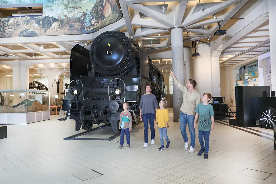 Technisches Museum: Dampflok, Familie