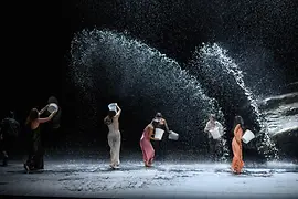 ImPulsTanz: Tanztheater Wuppertal: Pina Bausch, Vollmond