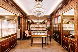 Historic salesroom by Theophil Hansen at the Köchert jewelry company