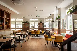 Restaurant Die Feinkosterei am Neuer Markt, interior view