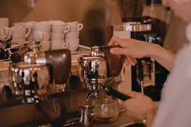 Cafetière, making coffee