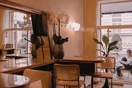 Café Cafetière, interior view