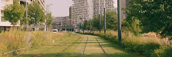 Sonnwendviertel, streetcar tracks
