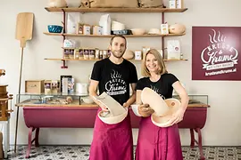 Kruste&Krume: Team, Simon and Barbara in the shop