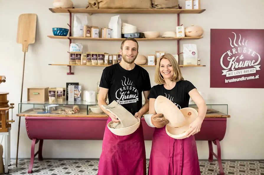 Kruste&Krume: Team, Simon and Barbara in the shop