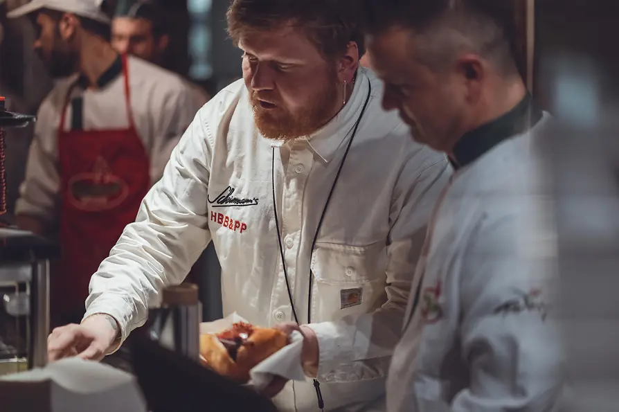 Thomas Scharf Lukas Mraz bei Ferhat Döner
