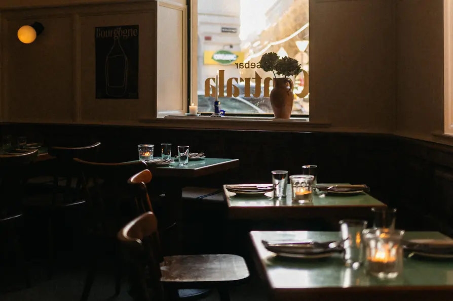 Restaurant, Rosebar Centrala, interior view, tables