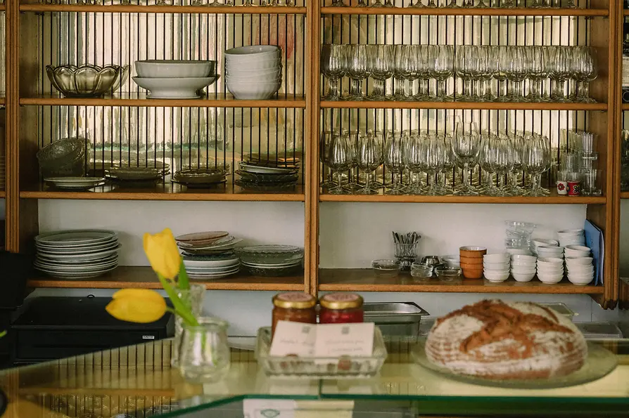 Café Caché, interior view, counter