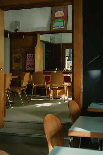 Café Caché, interior view, tables