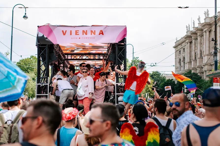 Vienna Truck bei der Pride Parade