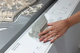 Barrier-free, Vienna Museum, tactile objects