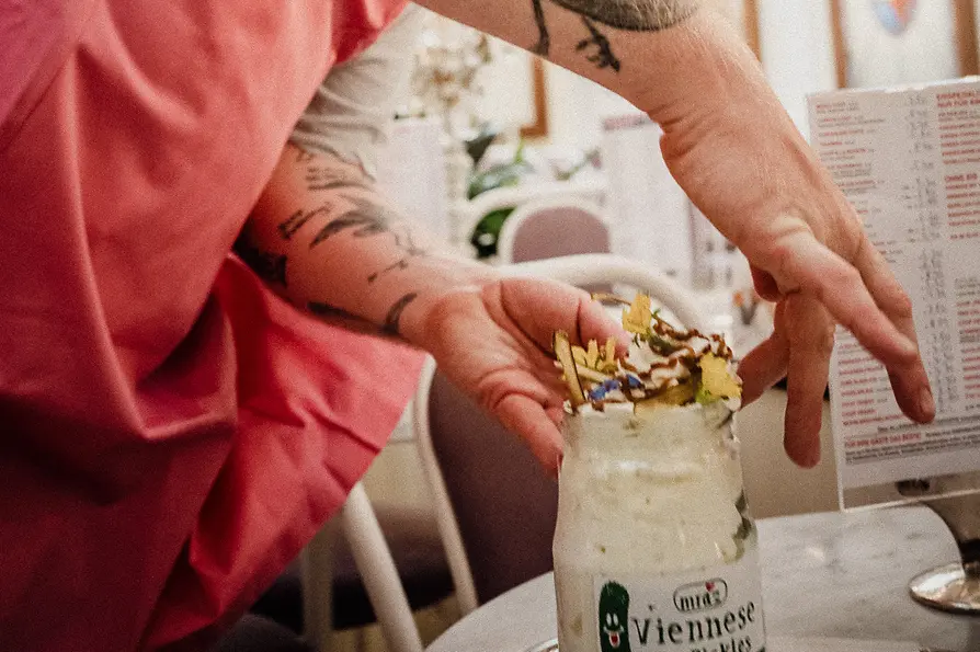 Lukas Mraz kreiert seinen eigenen Eisbecher