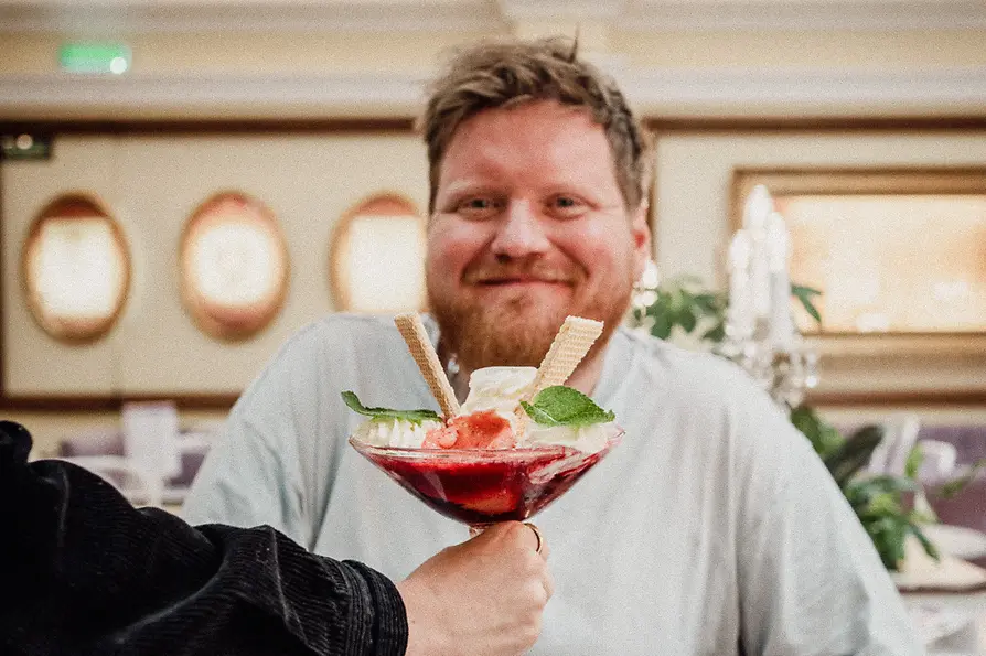 Eisbecher beim Tichy