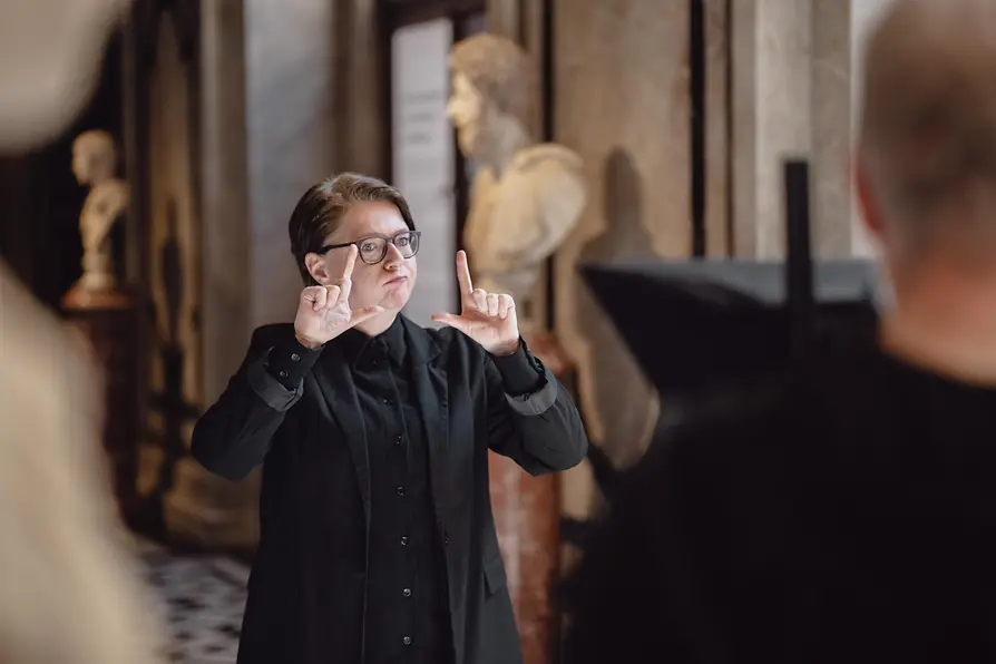 Interpreter Sign Language